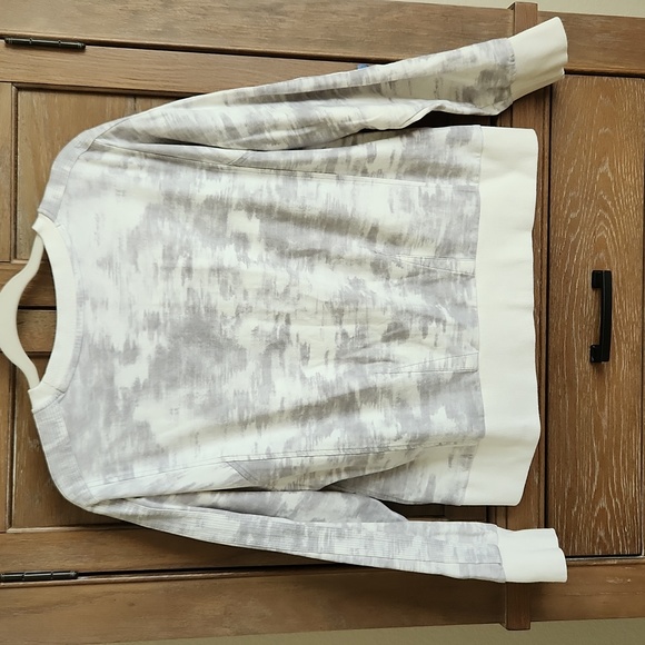 🎁Athleta sweatshirt - lightweight, size L - Picture 5 of 7